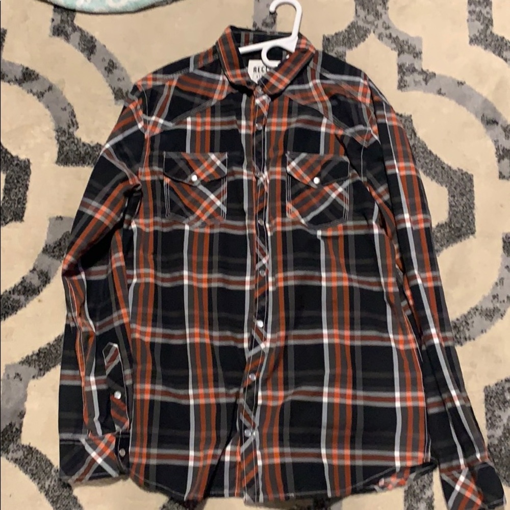 Men’s Buckle Reclaim Shirt. Size Large.